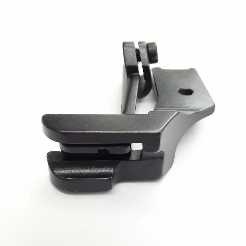 240761/240782 komplet stopek do wszywania kedry, bizy  1/8 (3,2mm) potrójny transport  - Stopki do stębnówek z potrójnym transportem - Producent Maszyn Do Szycia - Zdjęcie nr  1