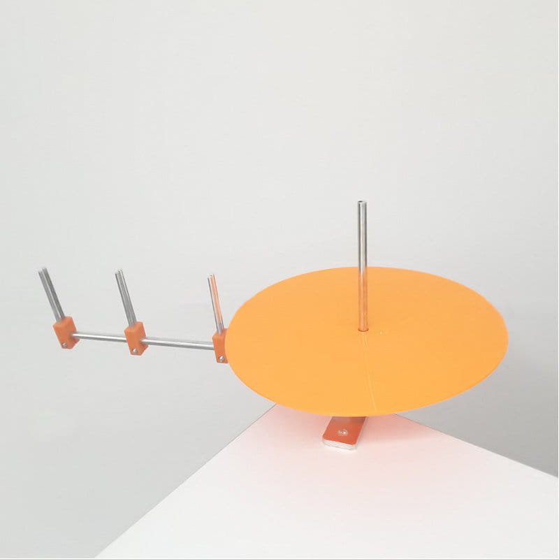 Stojak na lamówkę poziomy K110A - Prowadniki, liniały i stojaki - Producent Maszyn Do Szycia - Zdjęcie nr  1