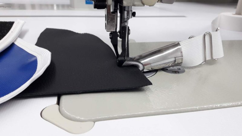 Lamownik 18mm do maszyn z podwójnym transportem dolno ząbkowym - krocząca stopka  - Lamowniki do stębnówek z podwójnym transportem dolno-ząbkowym krocząca stopka - Producent Maszyn Do Szycia - Zdjęcie nr  1