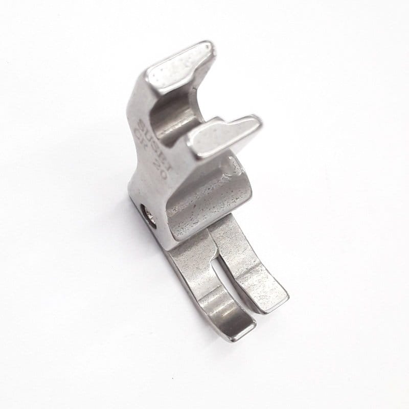 CR20 (2,0mm) stopka krawędziowa prawa do stębnówki - Stopki do stębnówek z transportem dolnym ząbkowym - Producent Maszyn Do Szycia - Zdjęcie nr  1