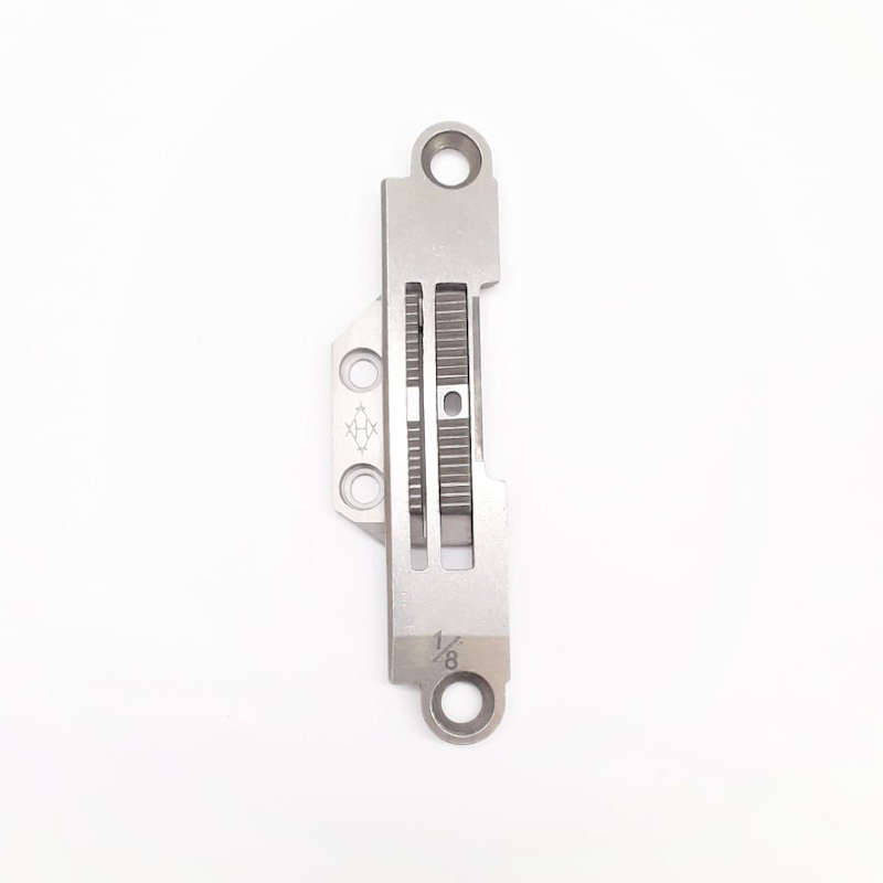 Płytka+ząbki do JUKI DMN-5420, 530, OLISEW OLD-5420  1/8" - Komplety płytka+ząbki - Producent Maszyn Do Szycia - Zdjęcie nr  1