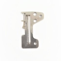 R4200-H0D-DA0 płytka ściegowa do JUKI MO-2404, MO-2504