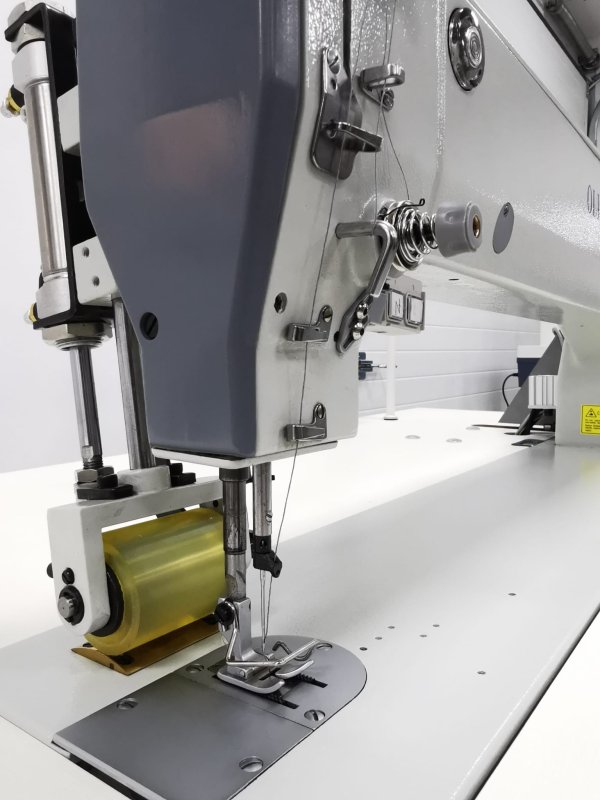 OLISEW OL-527-HL18 Zygzak długoramienny z pullerem  - Maszyny ZYGZAK - Producent Maszyn Do Szycia - Zdjęcie nr  3